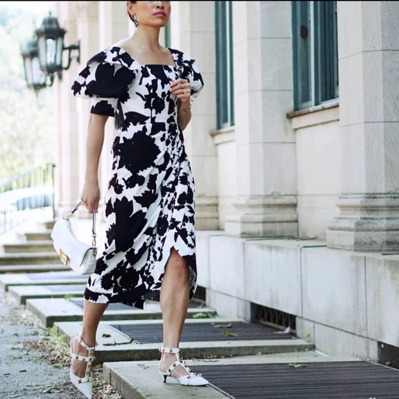 Christopher John Puff Sleeve Formal Dress - Picture 5 of 13